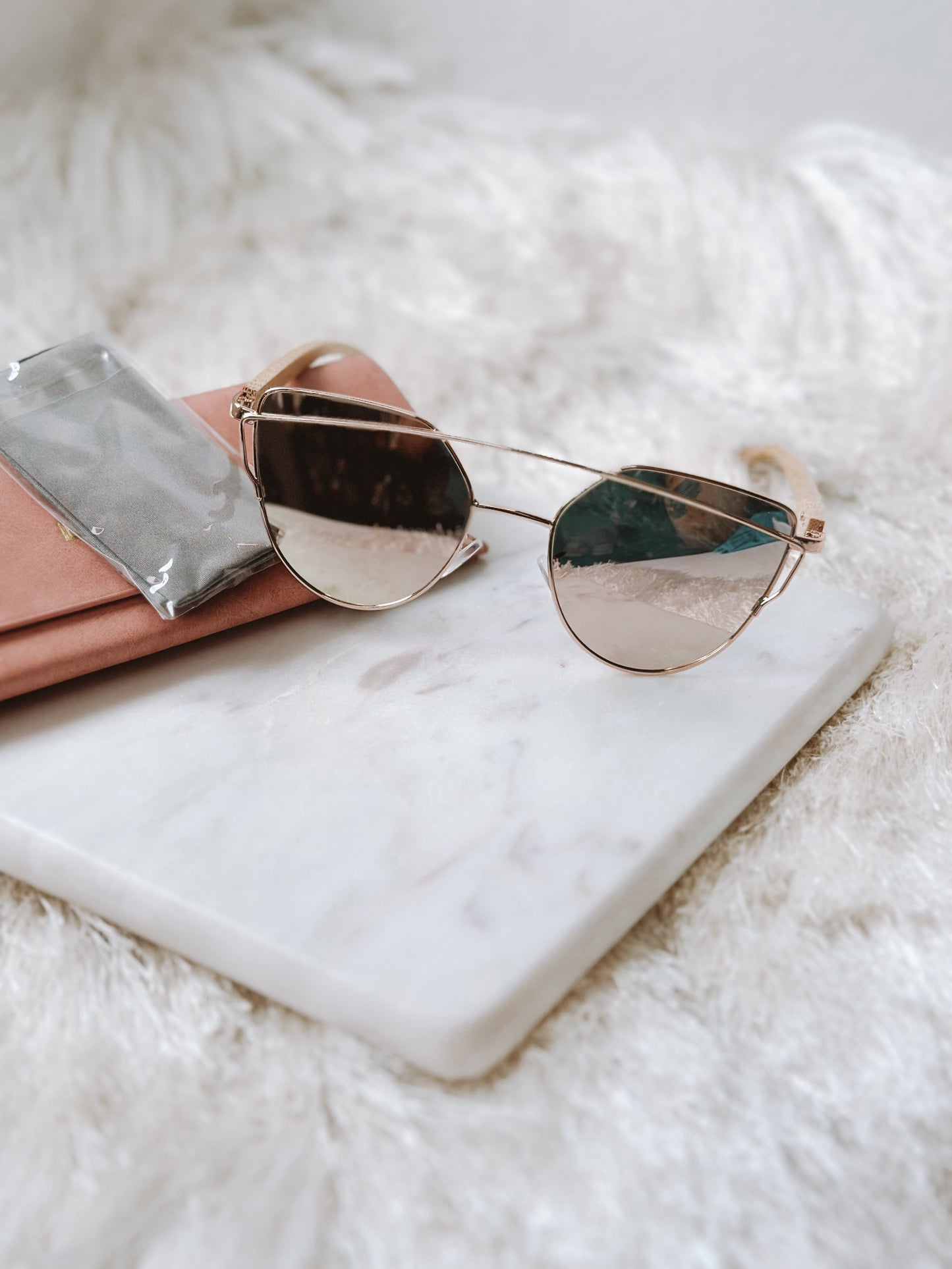JULIE ROSE GOLD SUNGLASSES